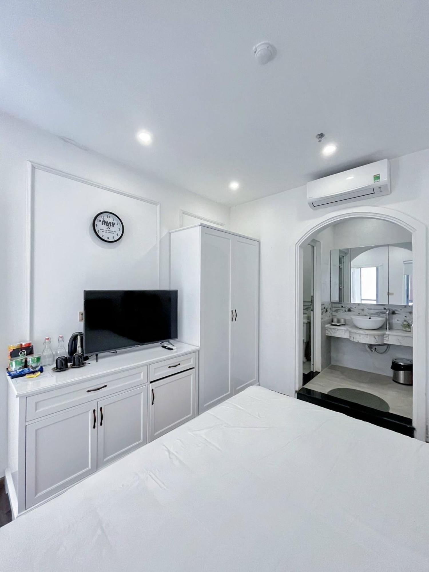 Amy Hotel&Apartment Huế Buitenkant foto